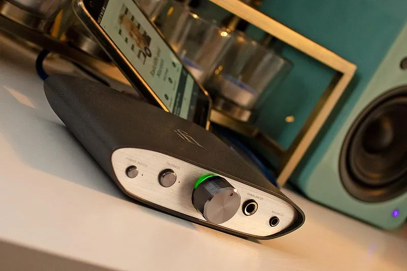 iFi Audio Zen DAC V2 – Outlet