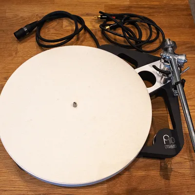 Gramofon Rega Planar 10 (wkładka APHETA 3) – Outlet