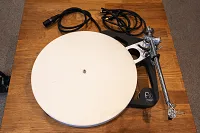 Gramofon Rega Planar 10 (wkładka APHETA 3) – Outlet