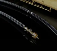 Przewód koaksjalny Albedo Digital Reference RCA BNC monokrystaliczny