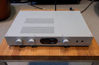 Wzmacniacz zintegrowany Audiolab 7000A (srebrny) – Outlet - 2