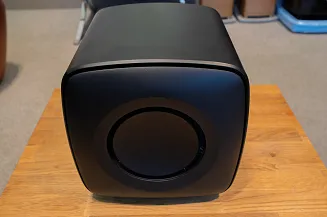 Subwoofer KEF KC62 (czarny) – Outlet - 2