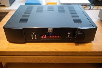 Wzmacniacz zintegrowany Moon 340i D3PX (czarny) – Outlet - 2