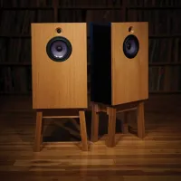 Kolumny podstawkowe Devore Fidelity Orangutan O/Baby