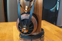 MEZE 109 PRO (orzech) – outlet