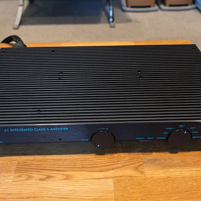 Wzmacniacz stereofoniczny Musical Fidelity A1 (czarny) – Outlet