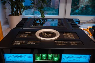 Wzmacniacz zintegrowany McIntosh MA12000 – Outlet - 8