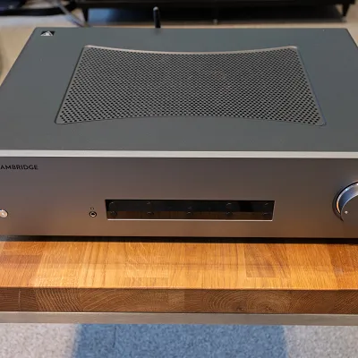 Wzmacniacz stereofoniczny Cambridge Audio CXA81 Mk II – Outlet