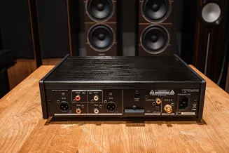 Przetwornik cyfrowo-analogowy TEAC UD-505X (czarny) – Outlet - 4