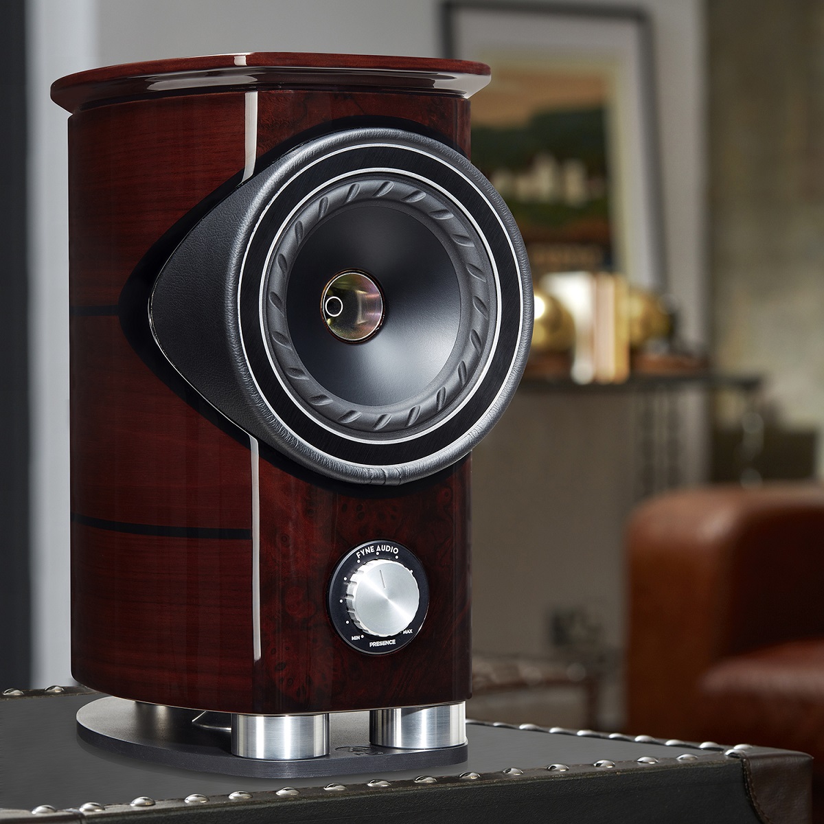 Fyne Audio F1-5 – Kolumny podstawkowe Hi-Fi klasy premium Fyne Audio F1-5 to kompaktowe kolumny podstawkowe klasy premium z przetwornikiem IsoFlare i systemem BassTrax. Ręczne wykonanie, perfekcyjne brzmienie i luksusowe wykończenie.