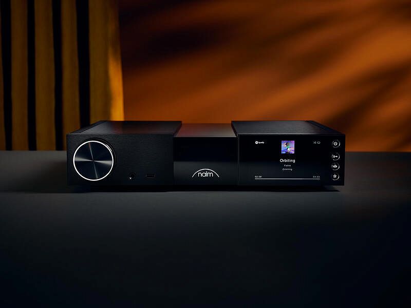Naim NSC 222 – Streamer i przedwzmacniacz nowej generacji Naim NSC 222 to nowoczesny przedwzmacniacz z funkcją streamera, przedwzmacniaczem gramofonowym i wzmacniaczem słuchawkowym. Obsługa plików do 32-bit/284 kHz, Spotify, TIDAL, Qobuz i więcej.