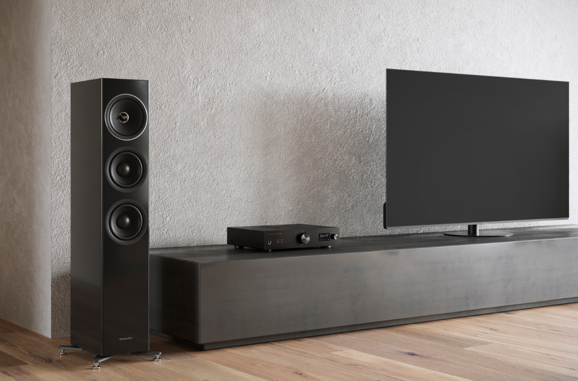 Technics SU-GX70 – Sieciowy wzmacniacz cyfrowy z HDMI ARC i JENO Technics SU-GX70 to w pełni cyfrowy wzmacniacz z technologią JENO i HDMI ARC. Oferuje wyjątkową jakość dźwięku, adaptację akustyczną i wysokiej klasy komponenty audio.