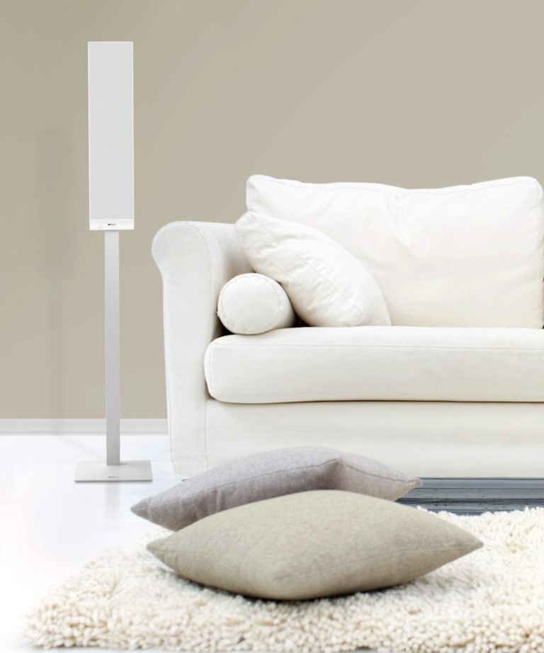 KEF T301 to ultra płaski głośnik z dwoma przetwornikami 115 mm i wentylowanym tweeterem 25 mm.