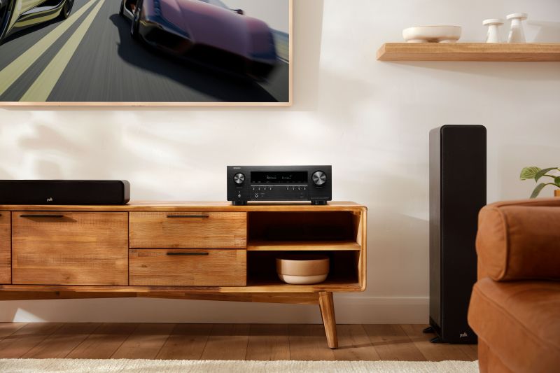 Denon AVR-S970H to nowoczesny amplituner AV o mocy 145 W na kanał, obsługujący Dolby Atmos, DTS:X, rozdzielczość 8K/60Hz i platformę HEOS do multiroom. Idealny do kin domowych i zaawansowanych systemów audio-video.