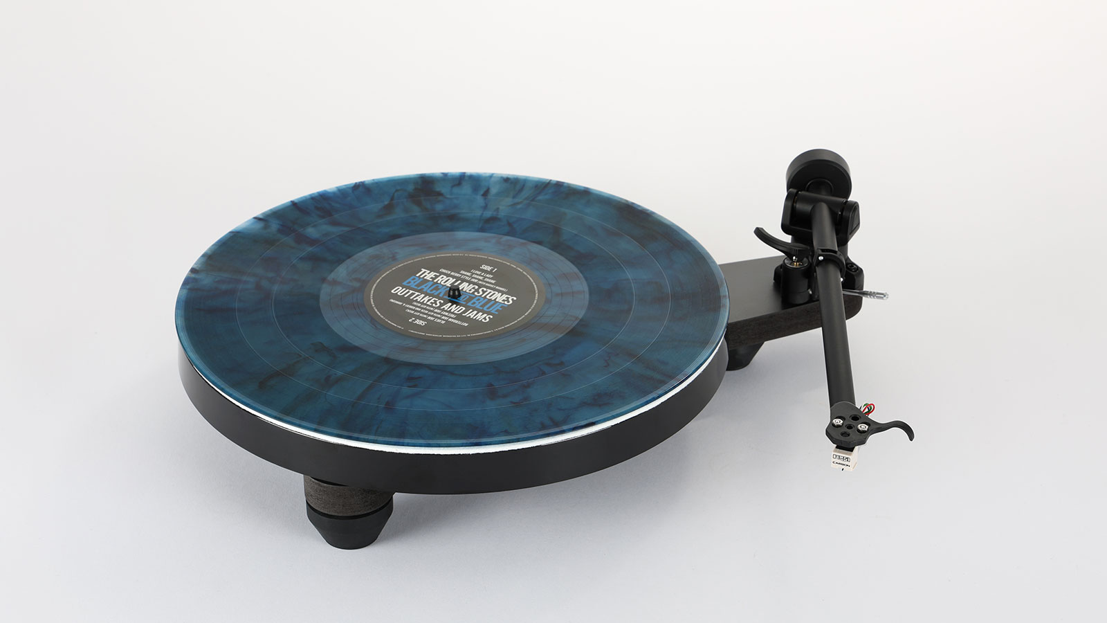 Gramofon Rega Replay