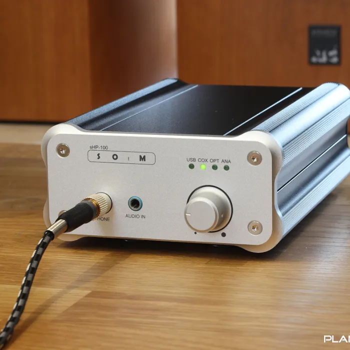 Poznaj wszystkie zalety wzmacniacza słuchawkowego SOtM sHP-100