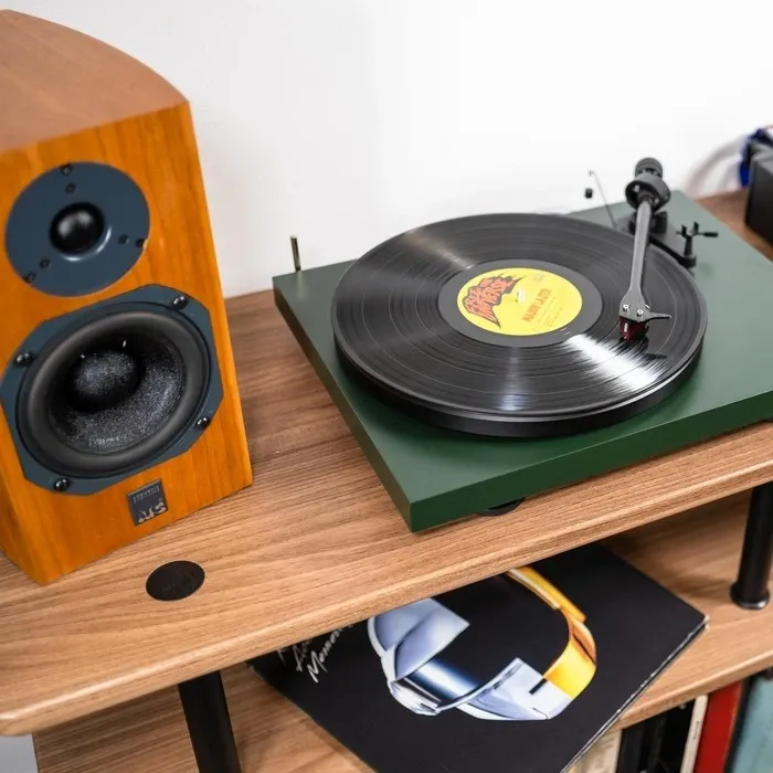 Dobre gramofony dla początkujących. Na co zwrócić uwagę?