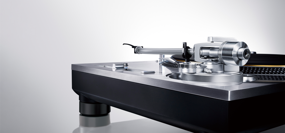 Gramofon automatyczny Technics
