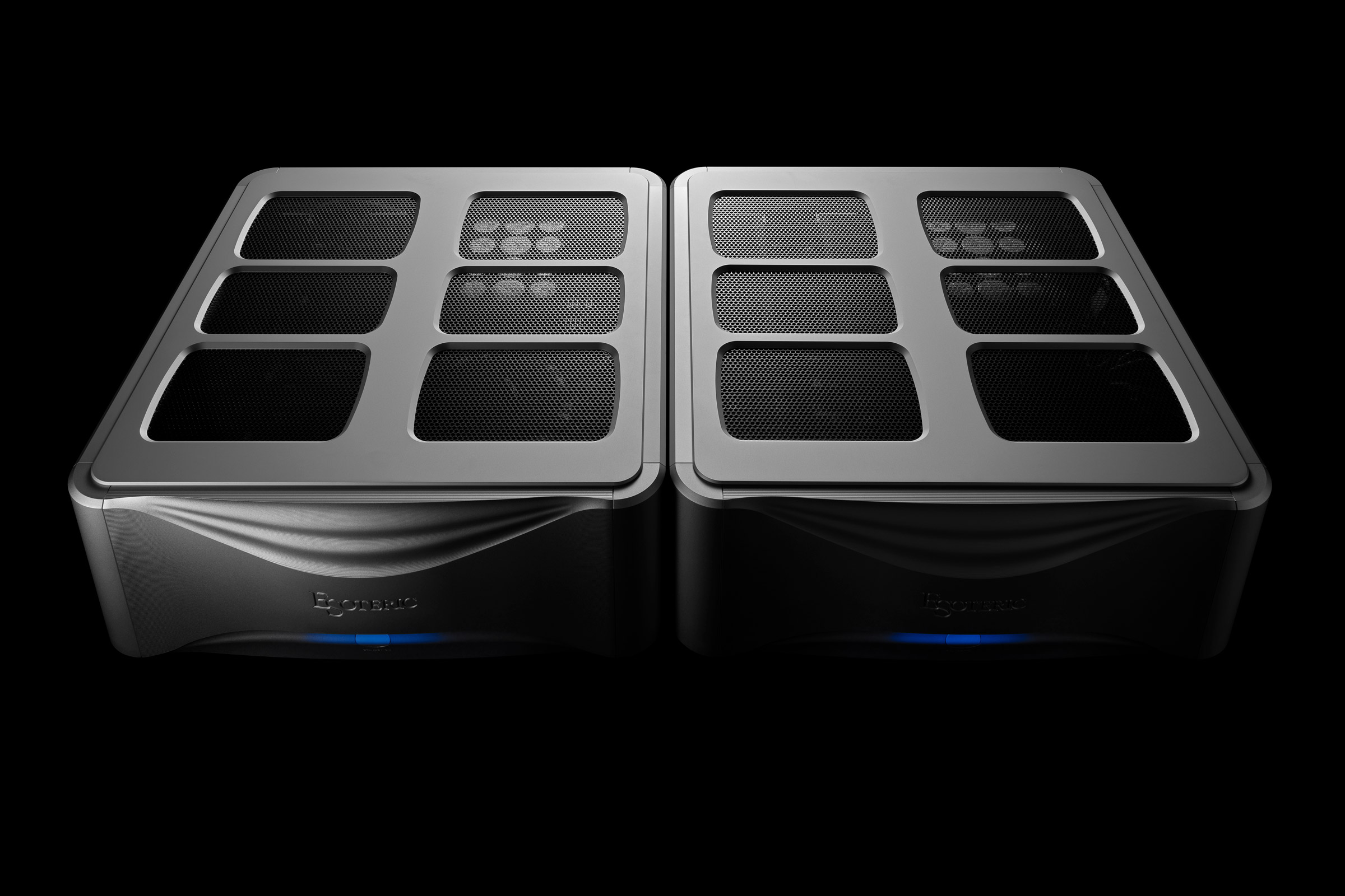 Referencyjna końcówka mocy mono Esoteric Grandioso M1X Referencyjna końcówka mocy mono Esoteric Grandioso M1X