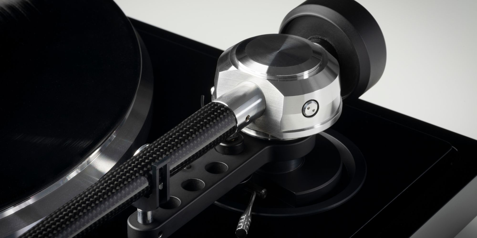 Gramofon E.A.T. B-Sharp