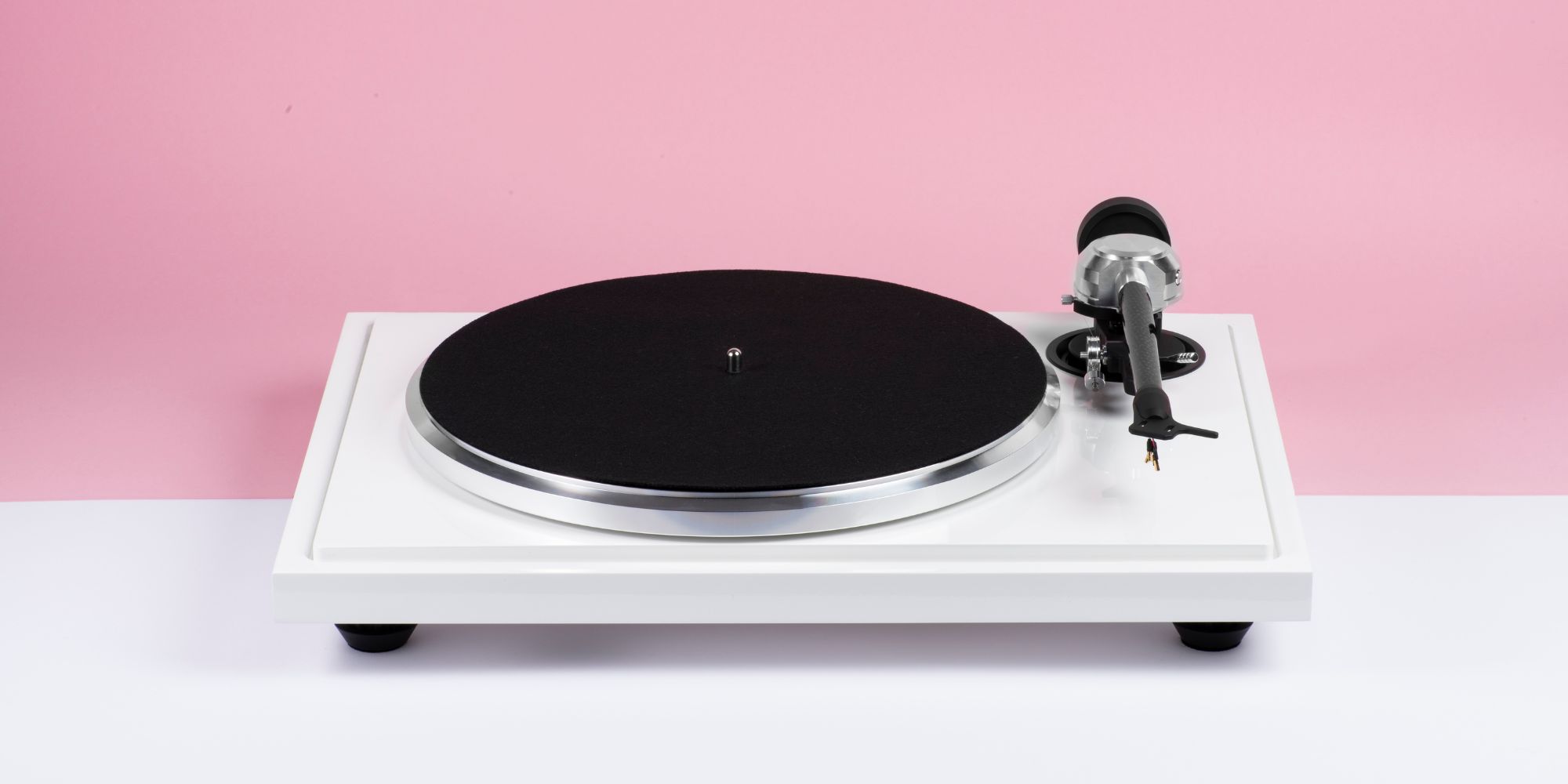 Gramofon E.A.T. B-Sharp