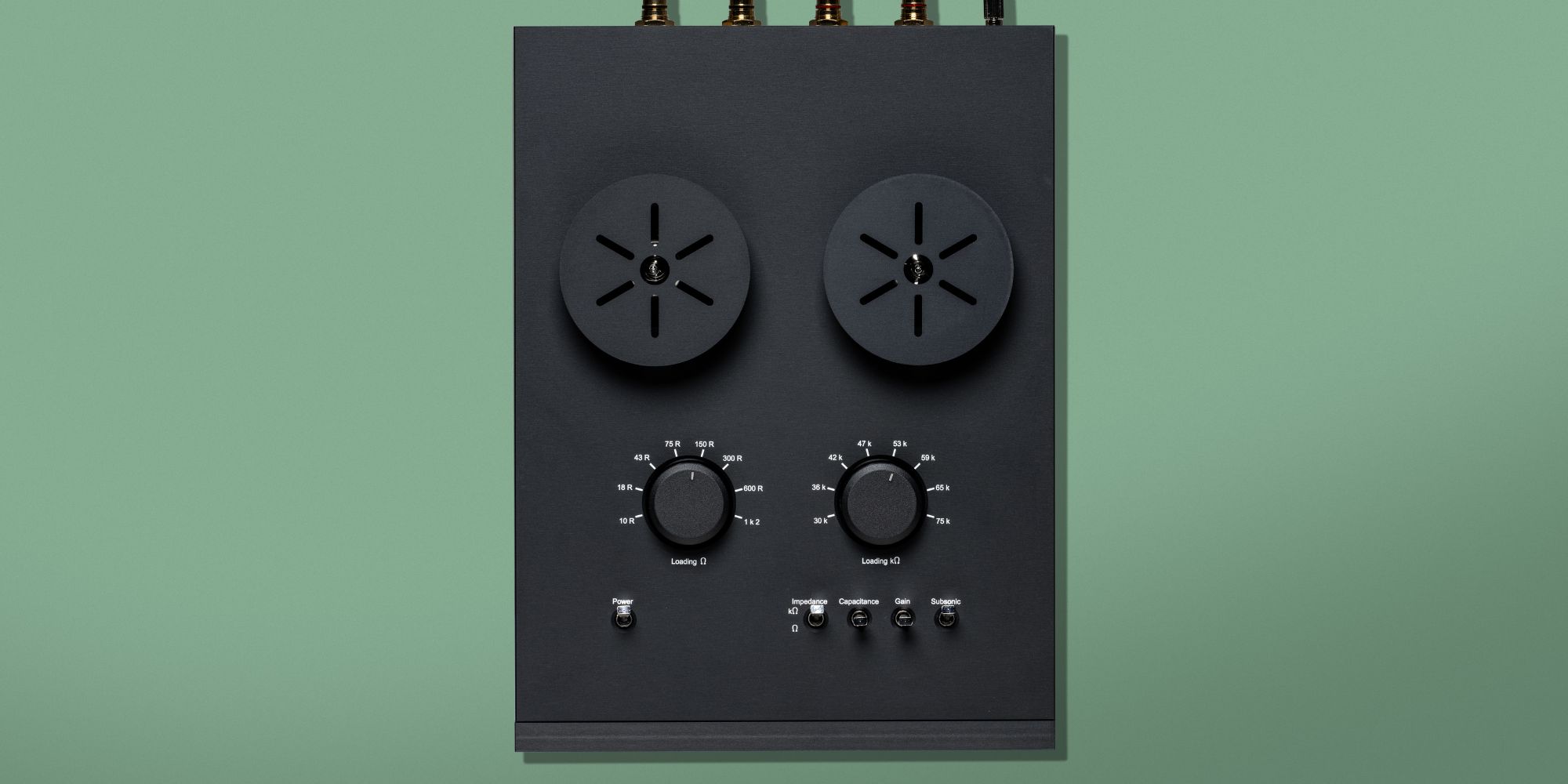 Przedwzmacniacz gramofonowy E.A.T. E-Glo Petit 2