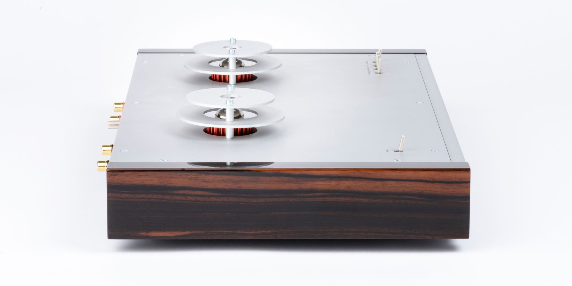 Lampowy przedwzmacniacz gramofonowy E.A.T. E-Glo S