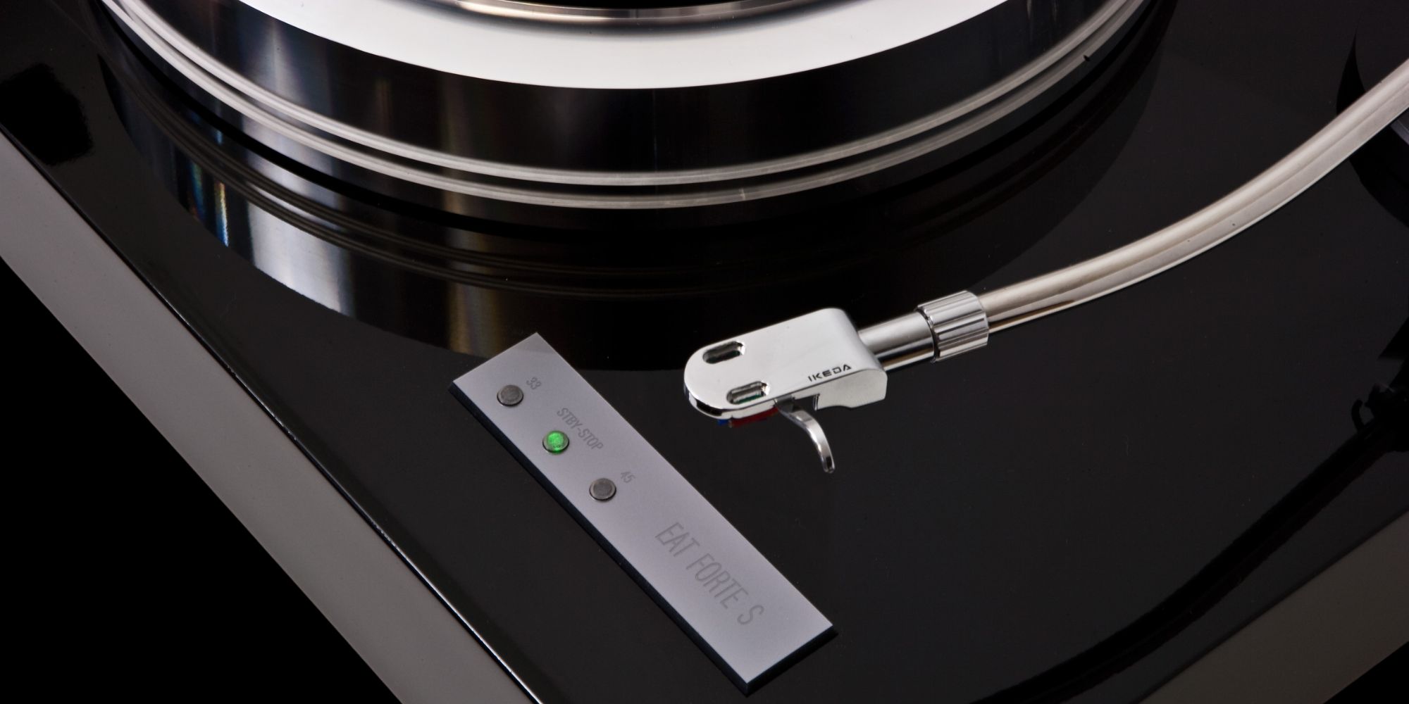 Gramofon E.A.T. Forte S