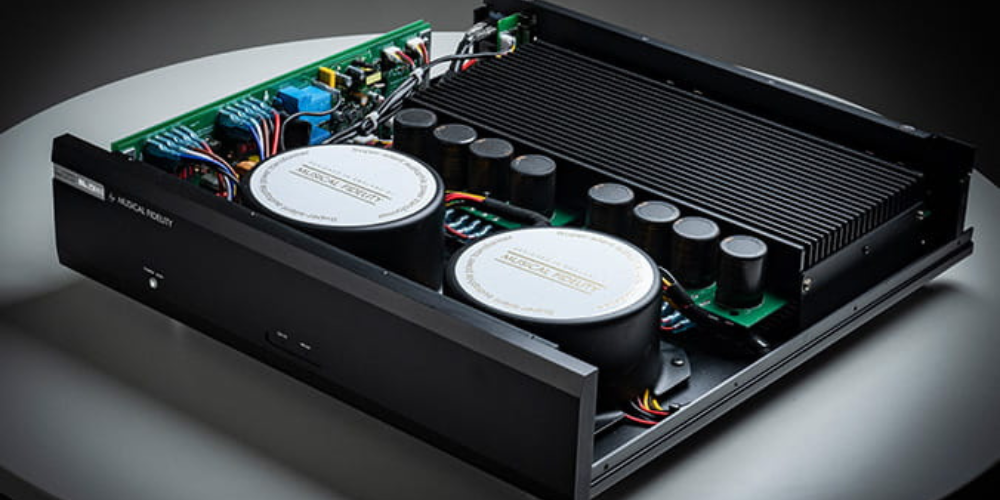 Końcówka mocy Musical Fidelity M6X 250.4/2