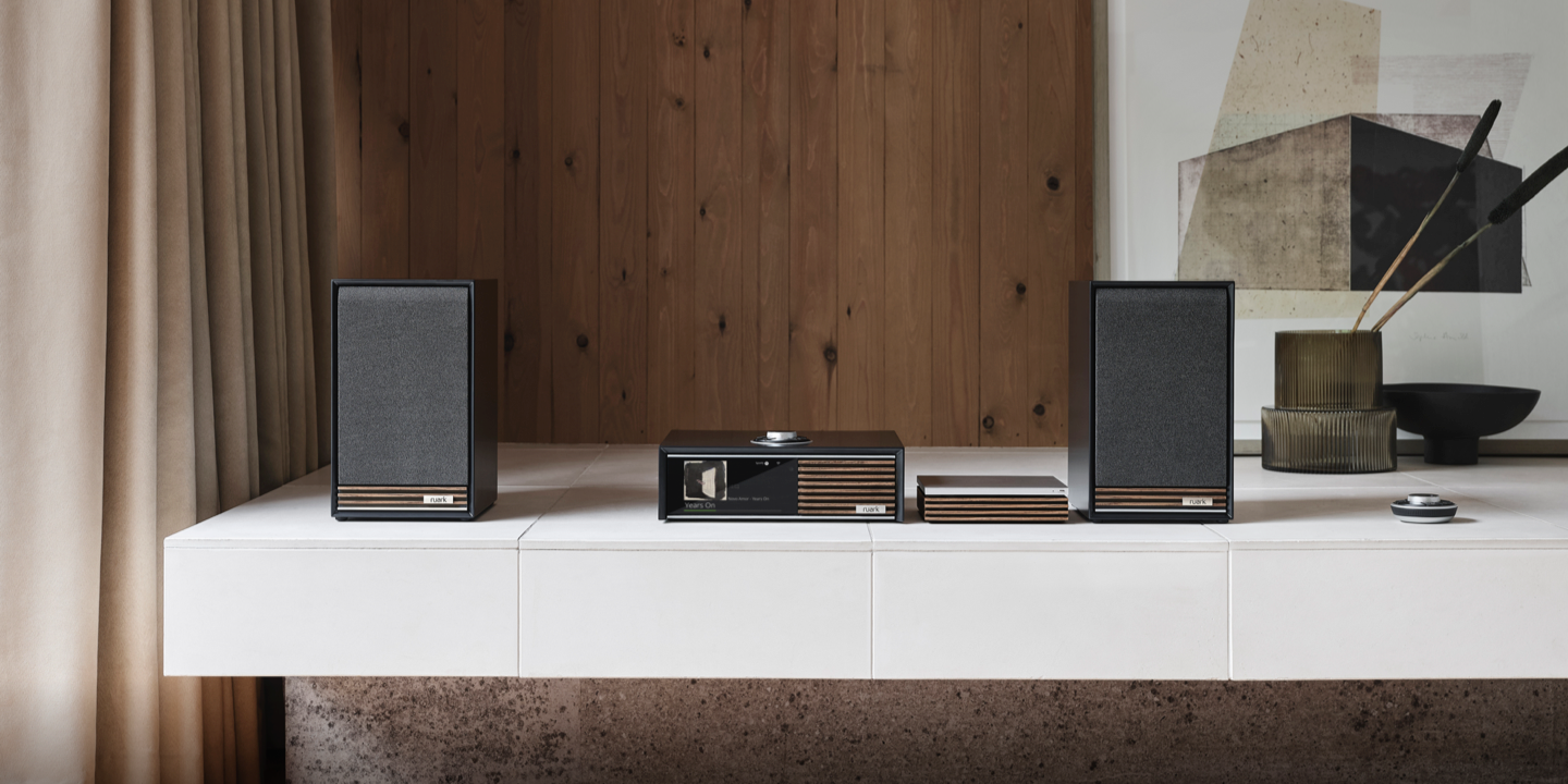 Kolumny podstawkowe Ruark Audio Sabre-R