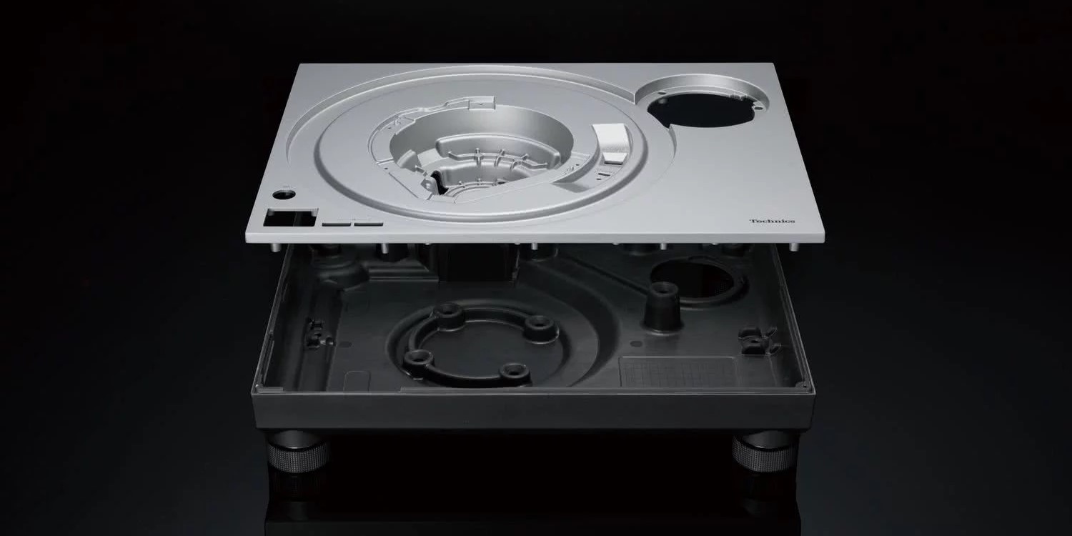 Gramofon Technics SL-1300G z technologią Delta Sigma Drive