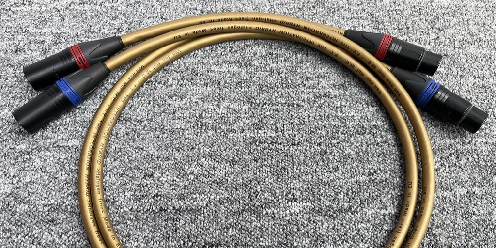 Interkonekt analogowy zbalansowany Van den Hul The Integration Hybrid