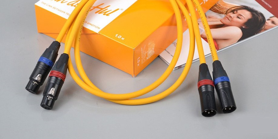 Interkonekt analogowy zbalansowany Van den Hul The D-102 III 3T Hybrid Interkonekt analogowy zbalansowany Van den Hul The D-102 III 3T Hybrid