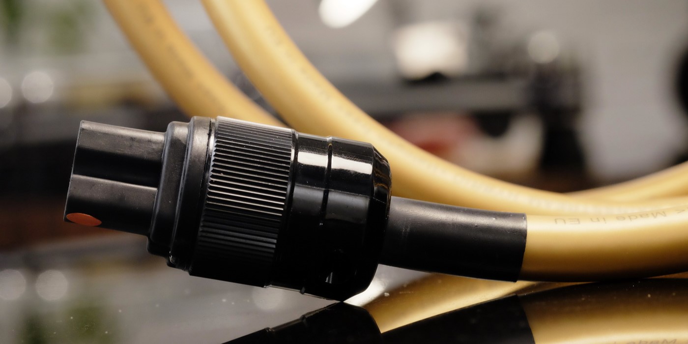 Kabel zasilający Van den Hul M.C. The Mainsstream Hybrid Kabel zasilający Van den Hul M.C. The Mainsstream Hybrid