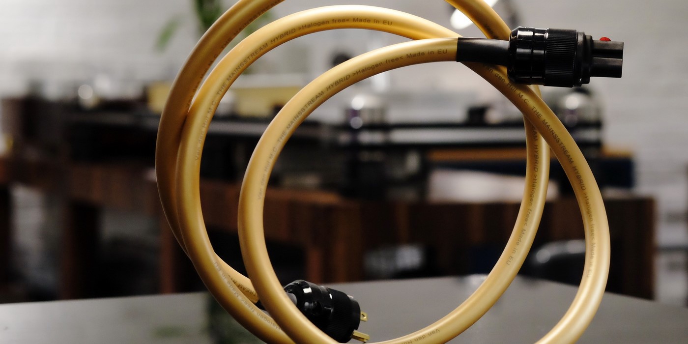 Kabel zasilający Van den Hul M.C. The Mainsstream Hybrid Kabel zasilający Van den Hul M.C. The Mainsstream Hybrid