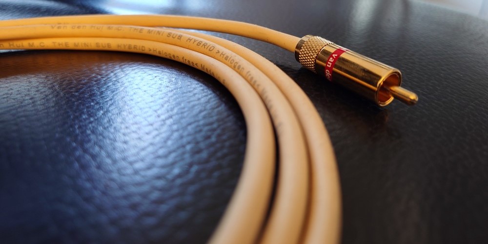 Kabel subwooferowy Van den Hul The MINI Sub Hybrid