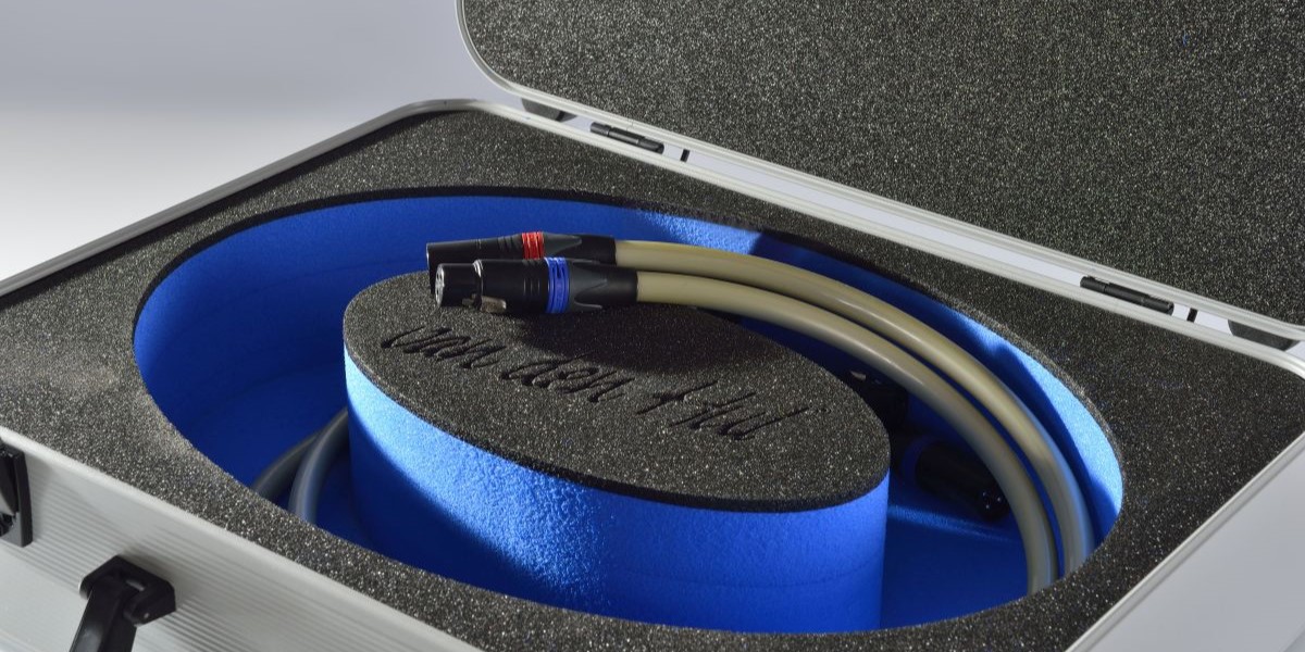 Interkonekt analogowy zbalansowany Van den Hul The Platinum Hybrid Mk II Balanced Interkonekt analogowy zbalansowany Van den Hul The Platinum Hybrid Mk II Balanced